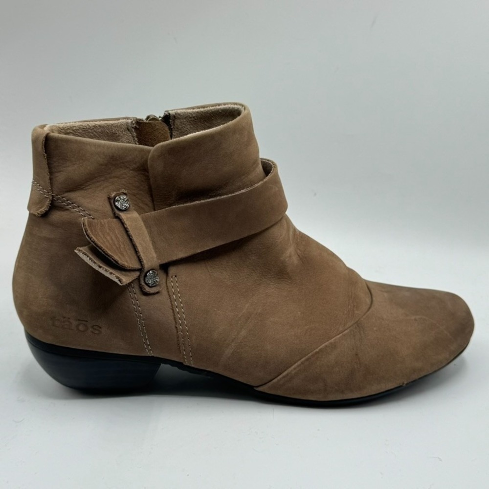 Taos Model Boots‎ Womens Size 7 Leather Ankle Booties Casual MOD-13419